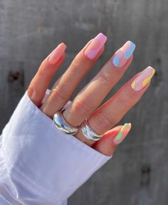 Nails And Rings, Square Nail Designs, Short Square Nails, Short Square Acrylic Nails, Summer Acrylic Nails, Pastel Nails, Square Acrylic Nails