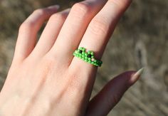 -Super cute, handmade, beaded frog ring 💚🐸 -Made out of crystal string and high quality, glass beads -It is a perfect friendship ring or a gift -Made to order in your choice size! -The offer concerns a single item, you can find more color options on my other listings SHIPPING This item is made to order and will be shipped in 3-6 days. DELIVERY TIME Sweden: 1-3 business days Europe, Europe non-EU: 3-6 business days United States, Canada: 5-7 business days Australia: 7-8 business days Mexico: 9- Goblincore Diy, Transparent Frog, Beaded Frog, Frog Ring, Friendship Ring, Toho Beads, Friendship Rings, Pink Ring, Girly Jewelry