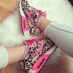 Cheetah Nike Shoes, Pink Air Max Slip-on Sneakers, Pink Nike Air Max With Round Toe, Nike Cheetah Sneakers, Nike Air Max Leopard, Nike Sneakers Women, Estilo Fitness