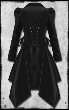 Victorian Steampunk Velvet Coat Velvet Frock, Steampunk Coat, Mode Steampunk, Scene Girl, Gothic Clothes, Velvet Coat, Victorian Steampunk, Steampunk Costume, Gothic Steampunk