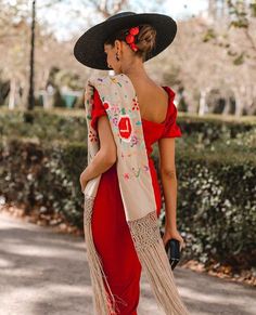 Latin Inspired Wedding, Wedding Guest Dress Inspiration, Race Day Fashion, Fiesta Outfit, Glad Rags, Wedding Guest Looks, Mexican Dresses, Church Outfits, Dress Hats