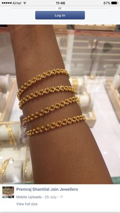 Bangle Models Gold, New Model Gold Bangles Designs, Bangle Set Gold Design, New Model Gold Bangles, Bangles Models Gold, Bangal Designs In Gold, Bangels Models Gold, Gold Bangles Design Indian, Gold Bangle Set Indian