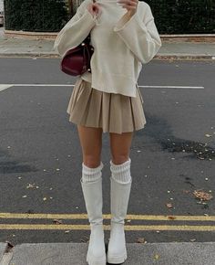 Rok Outfit, Neue Outfits, White Boots, Autumn Outfit, Outfit Inspo Fall