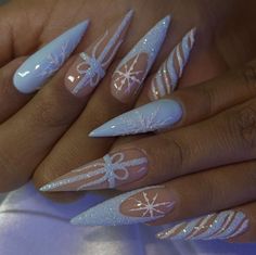 White Winter Nail Designs, Winter Nails Aesthetic, Bow Nail Designs, Aesthetic Bow, Bow Nails, Beauty Nails Design, Sweater Nails, Dope Nail Designs