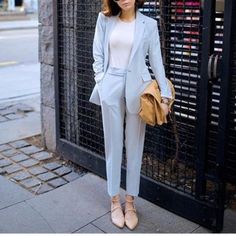 Formal Pant, Suits Formal, Corporate Attire, Pant Suits, Woman Suit Fashion, Pantsuits For Women, Pant Suit, Business Professional, Business Outfit