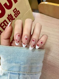 Nail Art Not Acrylic, Paznokcie Hello Kitty, Kutek Disney, Nagel Tips, Makijaż Smokey Eye, Soft Nails, Nails Desing, Heart Nails, Valentine's Day Nails