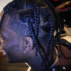 Travis Scott Hair, Braids Mexican, Travis Scott Braids, Boy Box Braids, Hair Perms, Hair Myth, Hipster Hairstyles