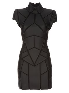 Science Fiction Clothes, Futuristic Dress, Panelled Dress, Mode Tips, Sci Fi Fashion, Gareth Pugh, Geometric Dress