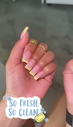 Nails Inspo Trendy 2023, Summer Nails Black Women, Unusual Nail Designs, Nails Black Women, Cartoons Movies, Simple Acrylic Nails