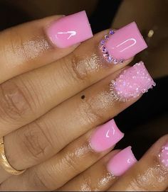 #shortnails #pinknail Short Acrylic Nails Square, Acrylic Nails Square, Racun Shopee, Nails Square, Short Acrylic, Short Acrylic Nails, Nail Decals, Nails Acrylic, Acrylic Nails