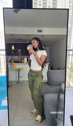 Spring Chill Outfits Black Women, Chill School Outfits Black Women, Jumpsuit Outfit Black Women, Chill Day Outfit, Swag Outfits For Girls, Girl Fits, Causual Outfits, Cute Comfy Outfits