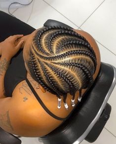 Cornrows Braids With Beads, Natural Hairstyles Cornrows, Cornrows Short, Cornrows Short Hair, Feed In Cornrows, Hairstyles Cornrows