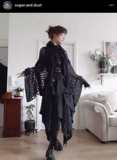 Dark Mori Fashion, Goth Outfit Ideas, Dark Mori, Mori Fashion, Goth Look, Poses References, Alt Fashion, Goth Outfits