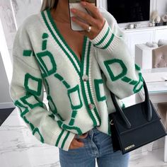 Women Autumn Winter New Loose Knitted Cardiagn Casual V-neck Drop-shoulder Sleeve Sweater Coat Female Chic Croche The Cardigans, Cardigan Green, Loose Cardigan, Fashion Influencer, England Fashion, Knitted Coat, Printed Cardigan, Style Cardigan