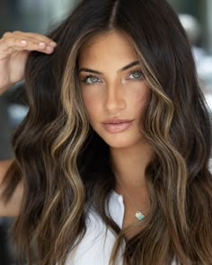 Brunette Tones, Trendy Fall Hair Color, Hair Colors To Try, Dark Brunette Hair, Something Wild, Brown Hair Looks, Brown Hair Inspo, Brunette Hair With Highlights, Dark Hair With Highlights