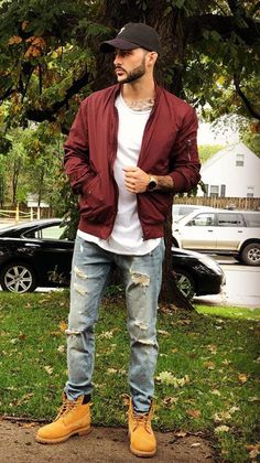 Mens Timberland Boots Outfit, Timberland Outfits Hombres, Red Hoodie Outfit Men, Belgium Outfits, Timbs Outfit Men, Tim Boots, Style Timberland Boots, Red Hoodie Outfit