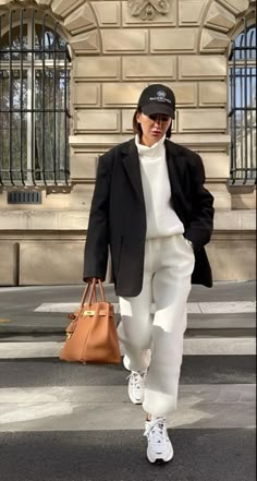 Alexandra Pereira Outfits, Work Event Outfit, Casual Outfits Street Style, Event Outfit Ideas, Alexandra Pereira, Street Style Outfits Casual, Fashion Trends Winter, Winter Outfit Inspiration, Event Outfit