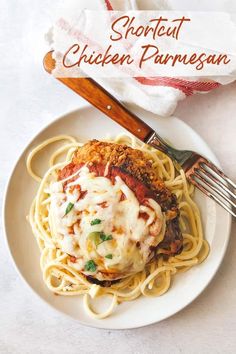 Shortcut Chicken Parmesan is a quick and easy way to make this family favorite. This crispy easy Chicken Parmesan comes together in about 35 minutes and is almost entirely hands off! Quick Chicken Parmesan, Quick Easy Dinners, Breaded Chicken Parmesan, Crispy Chicken Wraps, Chicken Parmesan Recipe Easy, Aldi Recipes, Chicken Parmesan Recipe, Parmesan Recipe, Easy Chicken Parmesan