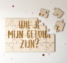 a wooden puzzle with the words who are you getting zin?