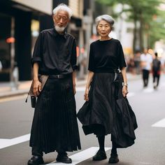 All Black Fashion, Stylish Couple, Japan Trip, Black Outfits, Fashion Victim, Mode Inspo, Japan Fashion