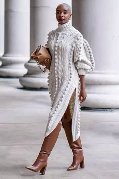 Casual Turtleneck, Long Knitted Dress, Knit Turtleneck Sweater, Maxi Knit Dress, Long Sleeve Turtleneck, Looks Chic, Mode Inspo, Midi Dress With Sleeves, Knit Midi