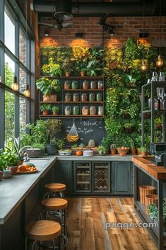 Jungle Kitchen, Kitchen Plants Decor, Daybed Ideas, Kitchen Plants, Loft Space