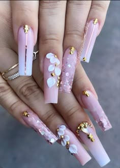 Fancy Bling Nails, Nail Designs Long Nails, Long Nail Inspiration, Long Nail Designs Square, Long Acrylic Nail, Nail Art Designs Valentines, Nail Art Designs Valentines Day, Nail Long