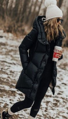 20 + Getting Smart With Winter Fashion Cold Snow Sweaters 38 Winter Fashion Cold, Winter Dressing, Look Legging, Look Adidas, Skandinavian Fashion, Date Outfit Casual, Dressing Style