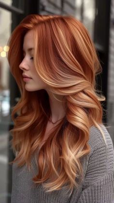 Stylish Orange Hair Color Ideas for Beginners Auburn Hair With Brown Highlights, Orange Blonde Ombre, Orange Hair Ideas, Orange Hair Color Ideas, Cassie Hair, Rose Blonde Hair, Orange Hair Color, Vibrant Red Hair