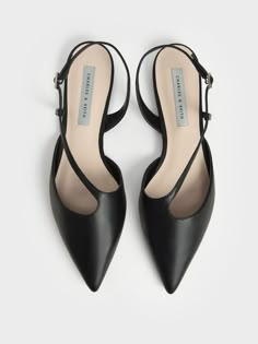 Quiet Luxury Shoes, Shoes For Women 2024, Vivienne Westwood Shoes, Accessories Styling, Beautiful Heels