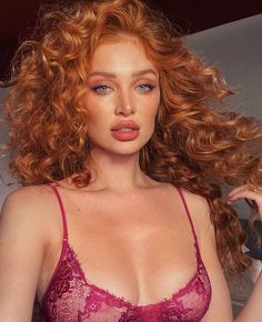 Michelle Instagram, Ginger Women, Ginger Girls, Chic Hairstyles