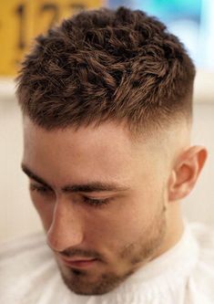 Trendy We Fryzurach, Short Spiky Hairstyles, Short Haircut Styles, Men's Short Hair, Faded Hair