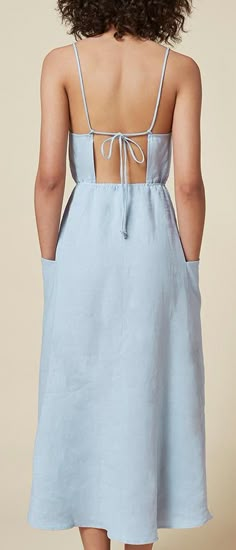 Classy Fashion, Linen Dresses, Mode Inspiration, Linen Clothes, Powder Blue, Linen Dress, Fashion Details, Dress Backs, Blue Dress