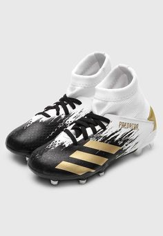 Chuteira adidas Infantil Predator 20 3 Campo Jr Branco/PretoBico: RedondoMedidas da peça no tamanho 26: 10x12cm (AxC)Possui cabedal com padronagem decorativa, faixas e detalhes metalizados, cano tipo meia e sola para futebol de campo Meus Pins, Baby Shoes, Tacos, Adidas, Nike, Sneakers