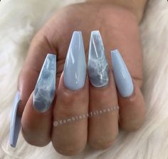 Milky Marble Nails, Marble Chrome Nails, Marble Nail Designs, Awesome Nails, Subtle Nails, Marble Nail Art, Blue Nail Polish