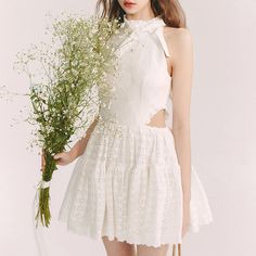 純白の花びら刺繍ノースリーブワンピース Spring Sleeveless Broderie Anglaise Mini Dress, Elegant Sleeveless Mini Dress With Broderie Anglaise, Sleeveless Floral Embroidery Mini Dress For Daywear, Sleeveless Broderie Anglaise Mini Dress, Sleeveless Broderie Anglaise Summer Dresses, Sleeveless Mini Dress With Floral Embroidery For Daywear, Sleeveless Cotton Embroidered Dress, Summer Wedding Halter A-line Dress, Summer A-line Sleeveless Dress With Floral Embroidery