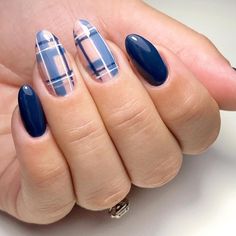 Teal Plaid Nails, Navy Blue Plaid Nails, Navy Blue And Brown Nails, Blue Burberry Nails, Plaid Almond Nails, Navy Plaid Nails, Summer Plaid Nails, Flannel Nail Art, Fall Plaid Nail Designs