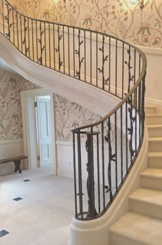 Bespoke balustrade with intermittent cast iron leaf detail and organic newel post, hand finished with a custom antique bronze patination Metal Balustrade, Staircase Balustrade, Modern Georgian, Balustrade Design, Checkered Floor, Steel Balustrade, Stair Remodel, Stairs Design Modern, Wrought Iron Gates