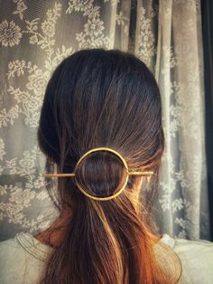 * This minimalist brass hair slide is perfect for elevating any hairstyle. * All photos are enlarged to show detail, so read the following sizes carefully. Inner Diameter 5cm Pin 11cm * Please include your phone number in the ' NOTE TO SELLER' field at checkout. * Made in Greece. Geometric Hair, Geometric Hair Clip, Hair Slide, Stylish Hair, Hair Barrettes, Hair Accessory, Phone Number, Hair Clip, Hair Pins