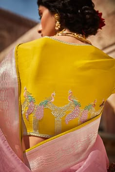 Light Pink Silk Saree Silk Saree Blouse Designs, Maggam Work Blouse Designs, Yellow Saree, Unique Blouse Designs, Saree Blouse Designs Latest, Designer Saree Blouse Patterns