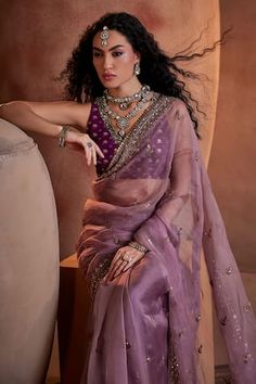 Saree With Designer Blouse, Sabyasachi Saree, New Saree Blouse Designs, Indian Bride Outfits, Fashionable Saree Blouse Designs