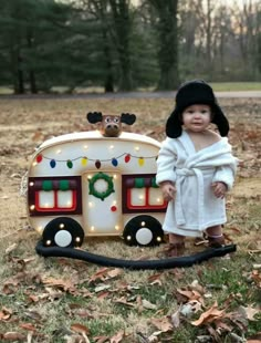 Christmas Vacation Costumes, Christmas Vacation Party, Christmas Baby Pictures, Cousin Eddie, Baby Christmas Photos, Lampoons Christmas, National Lampoons Christmas, National Lampoons Christmas Vacation, Lampoon's Christmas Vacation