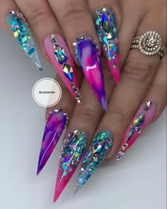 Bright Summer Nails With Rhinestones, Bright Bling Nails, Rose Gold Nails Design, Rave Nails, Nail Designs Bling, Curved Nails, Diy Acrylic Nails, Rose Gold Nails, Glamour Nails