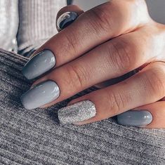 Most Demanding Grey & Sliver Nail Art Design Stars Nails, Bridesmaids Nails, Grey Nail Designs, Unghie Sfumate, Going Grey, Sns Nails, Nail Trend, Her Nails