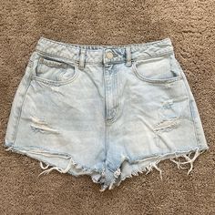 Brand New Garage Denim Shorts Washed Blue Jean Shorts With Pockets For Streetwear, Blue Washed Cotton Jean Shorts, Blue Washed Denim Shorts, Urban Blue Denim Shorts, Garage Shorts, New Garage, Size 28 Jeans, Jean Shorts, Denim Shorts