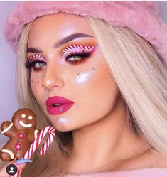 Christmas Eye Makeup, Drag Queen Outfits, Christmas Makeup, Makeup Room, Cute Eyes, Glitter Hearts, Creative Makeup, Esthetician, Eye Shadow