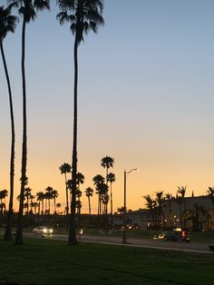 San Diego Aesthetic, La Life, Life Vision, Nice Places, California Republic, Pacific Beach, Pink Sunset, City Wallpaper, California Dreaming