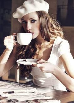 •(★)• Parisienne Chic, Coffee Girl, Paris Mode, French Chic, Parisian Chic, Looks Chic, High Tea, Coffee Break