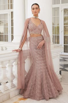 Jacket Blouse Lehenga, Jacket Lehenga Designer, Fancy Gowns Indian, Charu Vasundhara, Sangeet Outfit Bridal Gown, Pink Sequin Lehenga, Reception Gown For Bride, Fish Cut Lehenga, Pink Net Lehenga