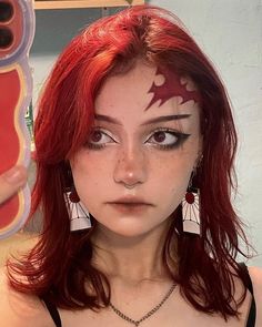 Red Hair Cosplay, Red Hair Costume, Redhead Costume, Star Girl Aesthetic, Punk Japanese, 2000s Y2k Aesthetic, Y2k Aesthetic Grunge, Red Hair Halloween Costumes, Japanese 2000s